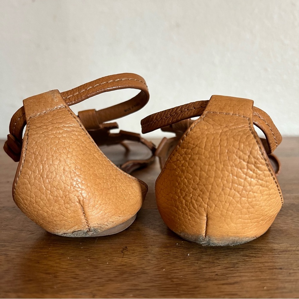 Tory Burch Phoebe Flat Thong Sandals Brown Leather Logo Size 7.5 M - Picture 5 of 9